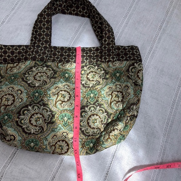 Handmade Quilted Tote Bag in Paisley Print - Picture 11 of 13